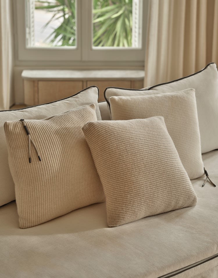 Designer decorative cushions | Brunello Cucinelli